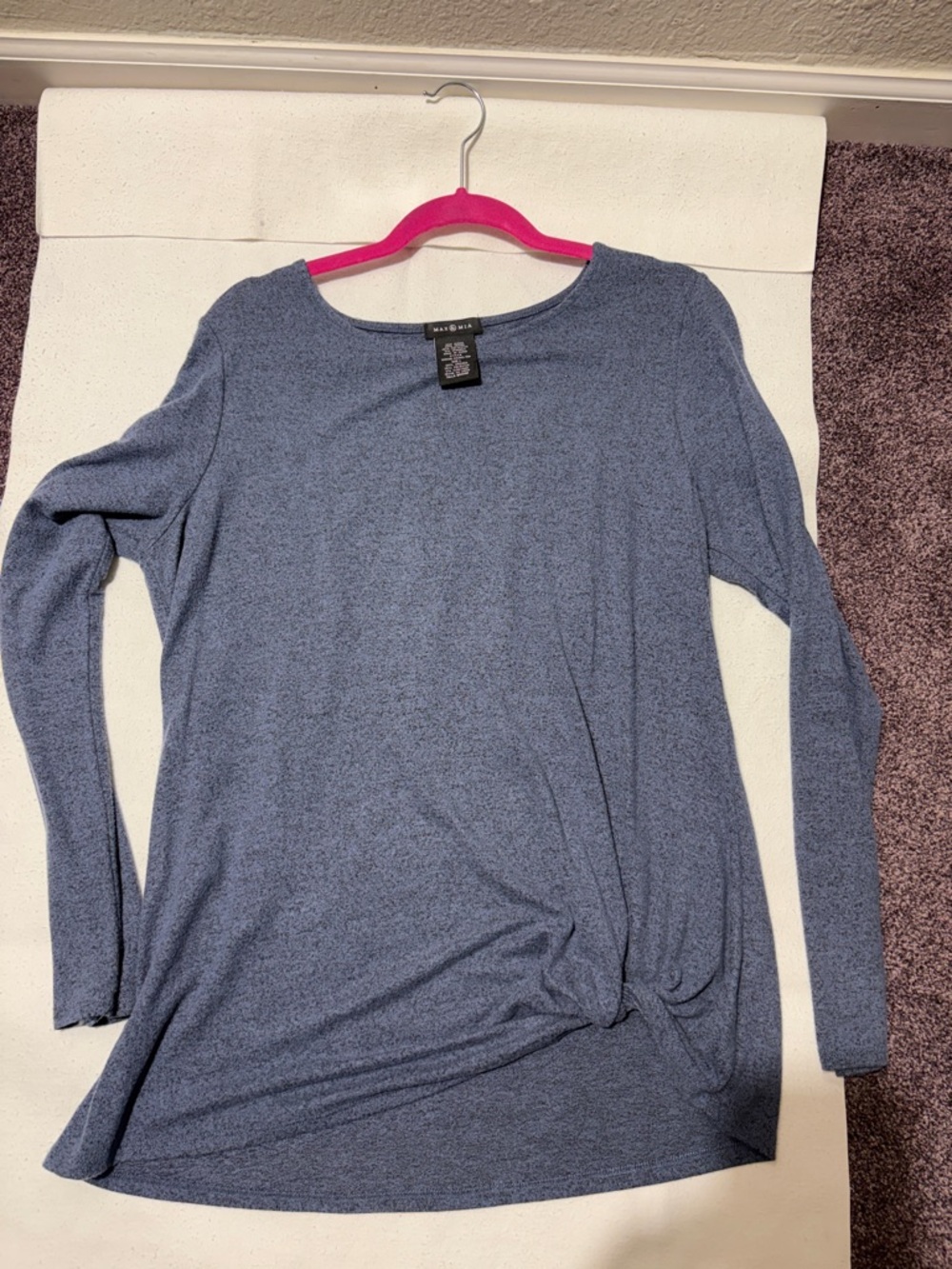 Liz Claiborne Blue Heathered Long-Sleeve Twist-Hem Top